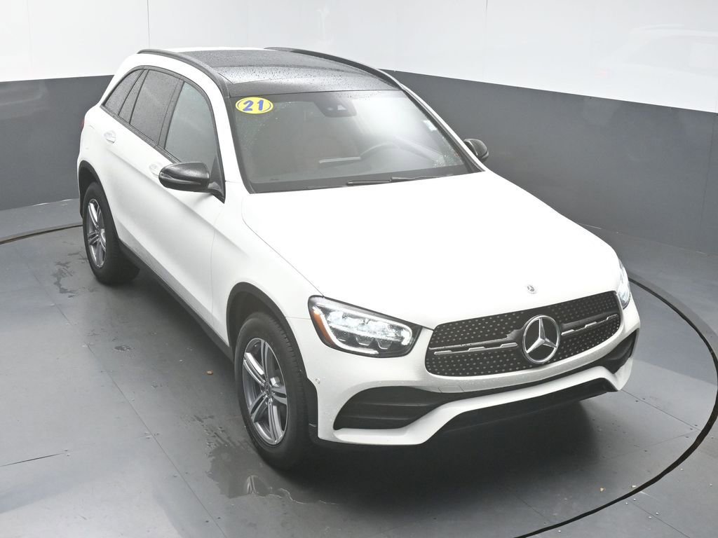 Used 2021 Mercedes-Benz GLC 300 w/ AMG Line image 40