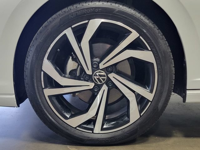 Used 2025 Volkswagen Jetta SEL FWD image 10