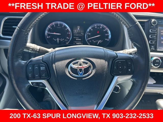 Used 2015 Toyota Highlander Limited image 16