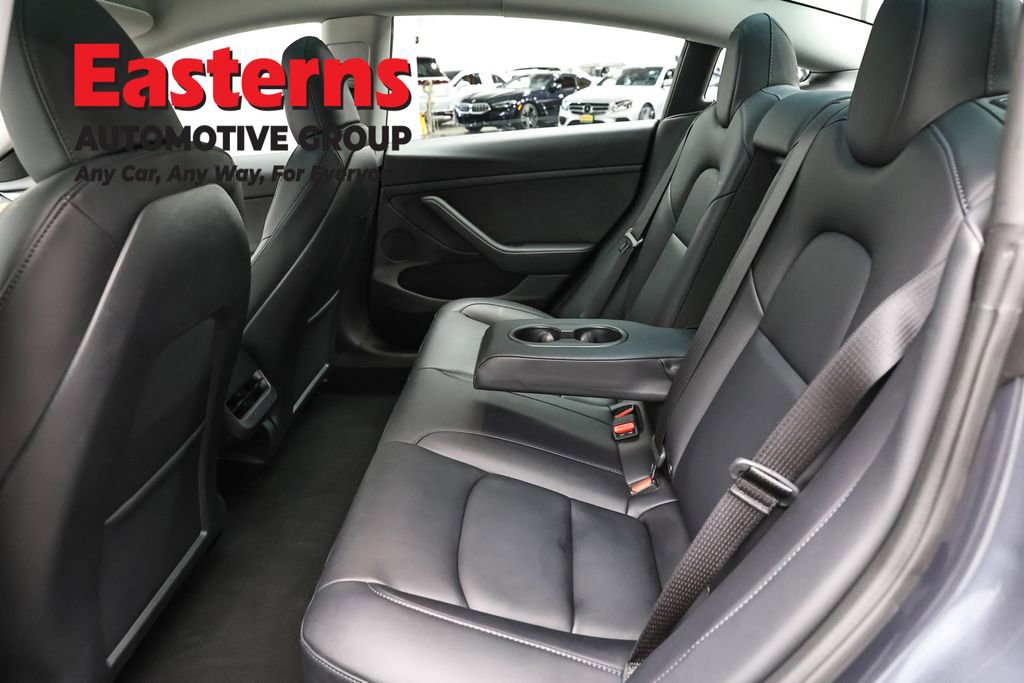 Used 2023 Tesla Model 3 Standard Range image 16