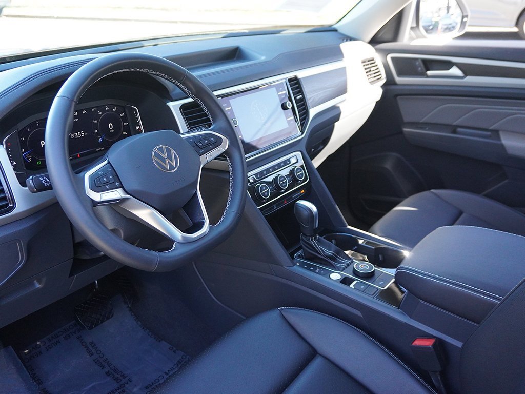 Used 2023 Volkswagen Atlas SE image 26