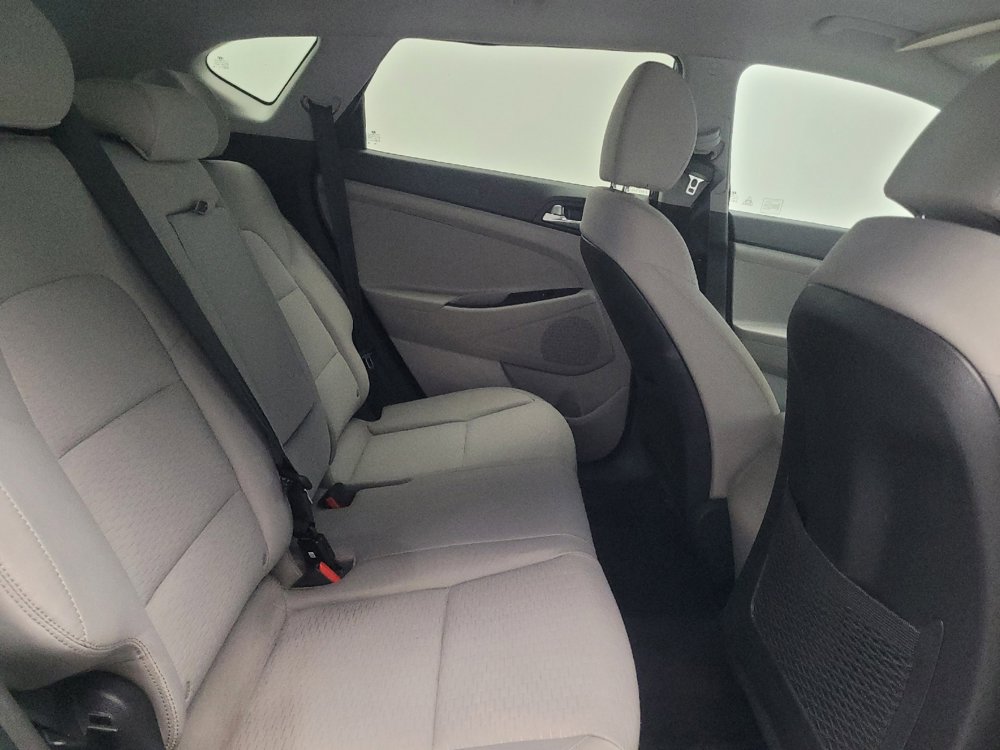 Used 2019 Hyundai Tucson SE image 19