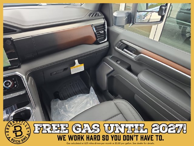 New 2026 GMC Sierra 3500 Denali w/ Denali Reserve Package AWD/4WD image 14