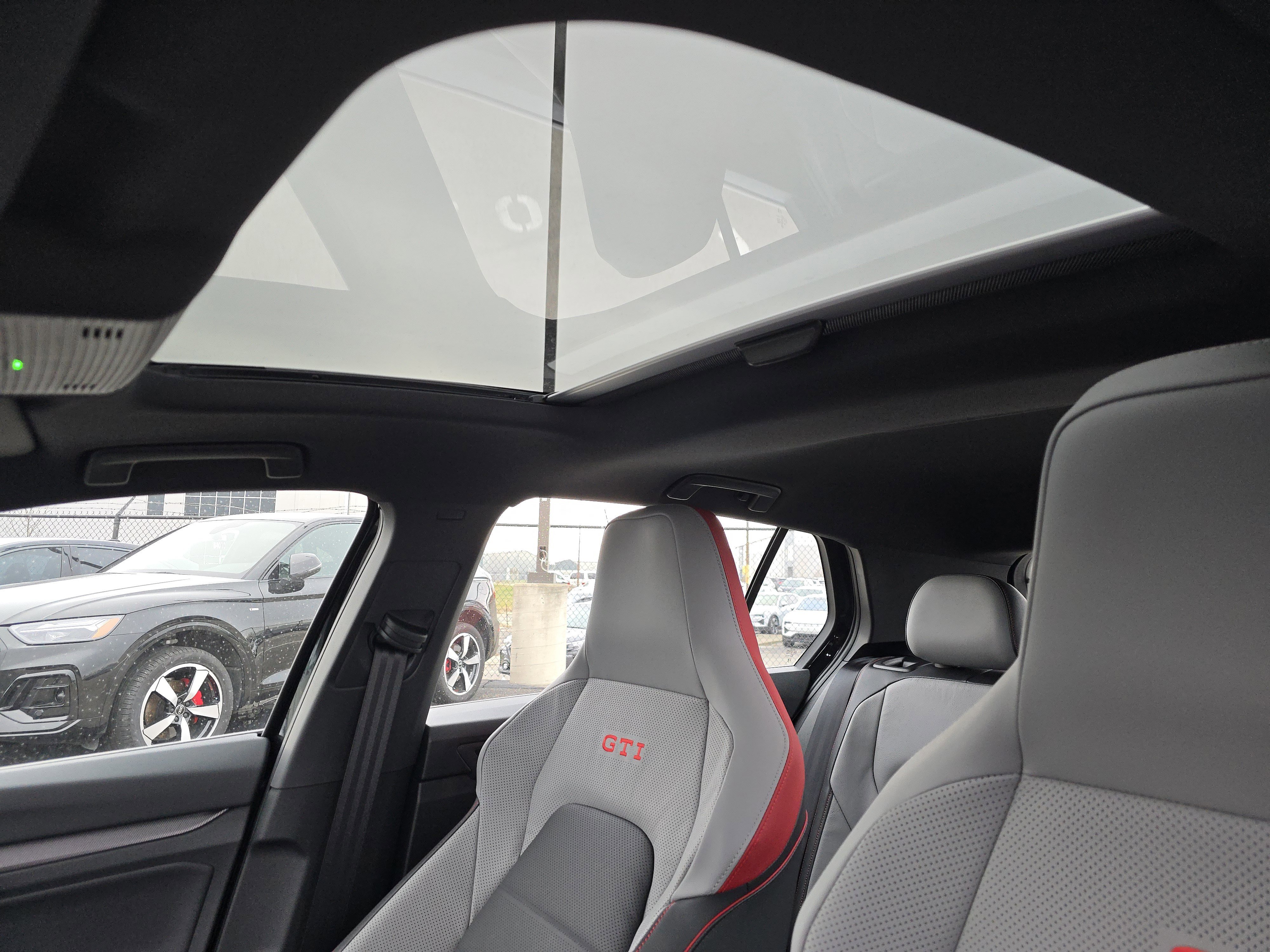 New 2026 Volkswagen GTI SE image 9