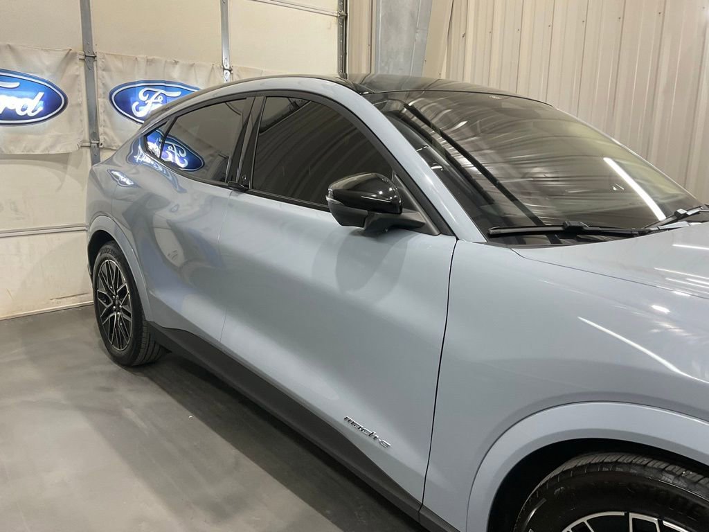 Used 2025 Ford Mustang Mach-E Premium image 4