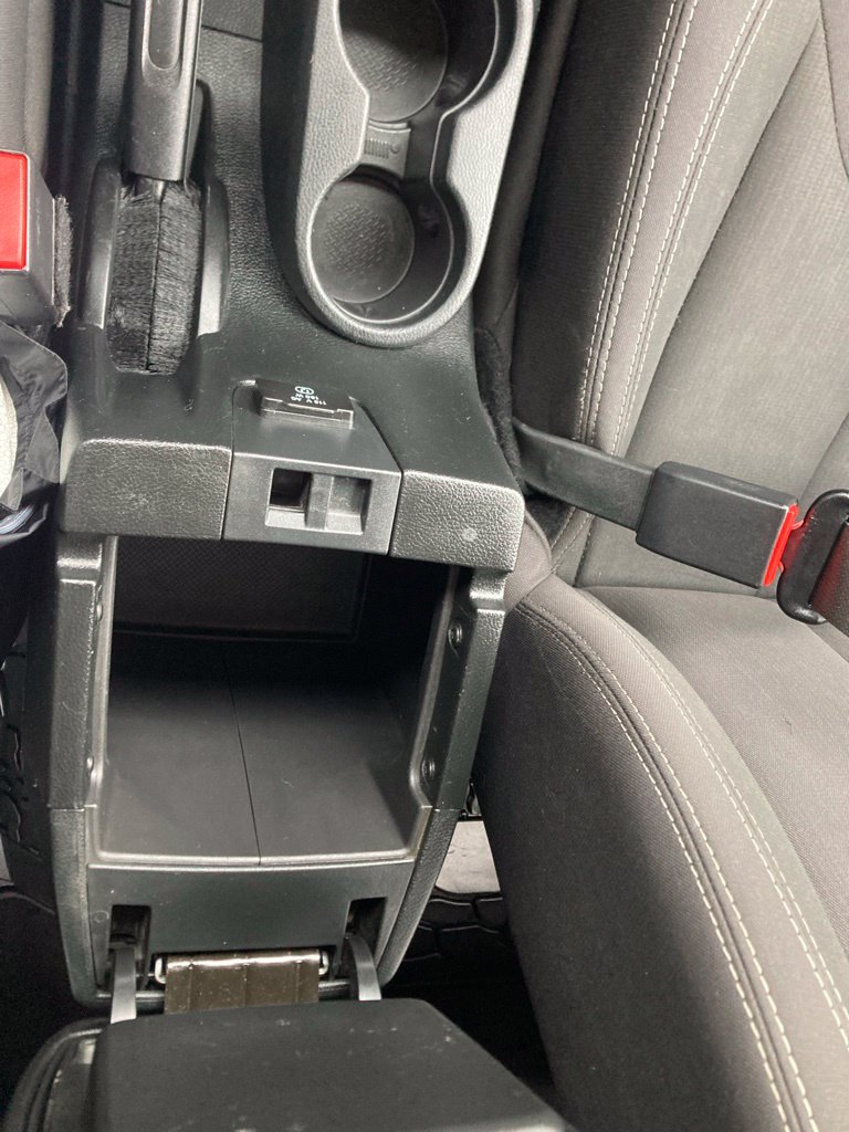 Used 2018 Jeep Wrangler Unlimited Rubicon w/ Dual Top Group AWD/4WD image 27