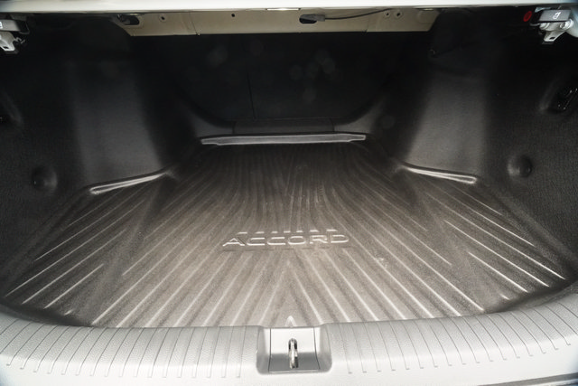 Used 2025 Honda Accord SE image 28