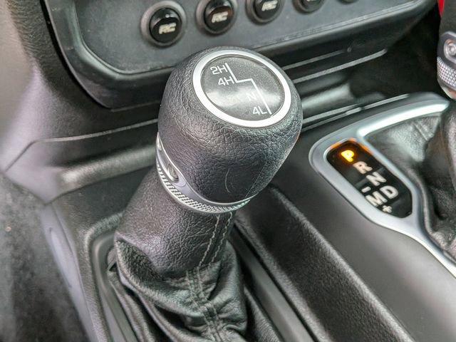 Used 2020 Jeep Gladiator Sport w/ Quick Order Package 24S AWD/4WD image 22