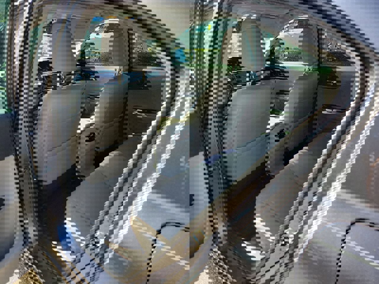 Used 2016 Honda Accord EX-L image 8