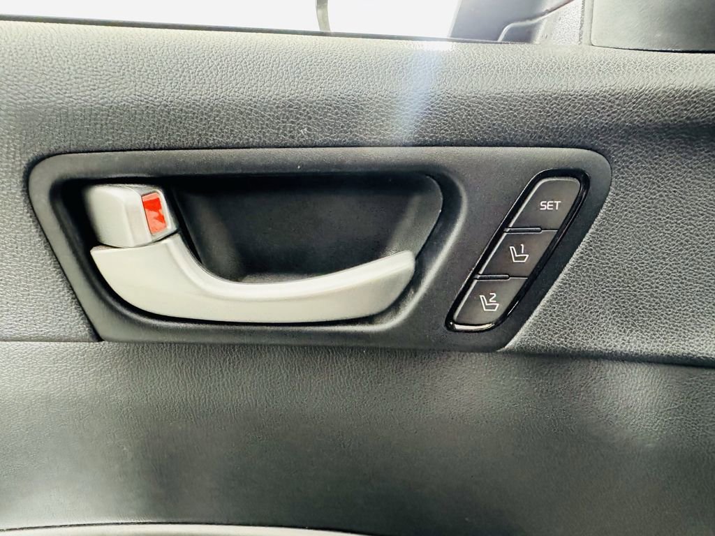 Used 2016 Kia Optima LX w/ Technology Package image 6