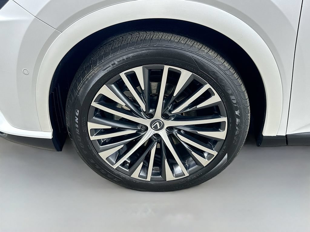 Used 2024 Lexus RX 350 Premium Plus w/ Convenience Package FWD image 8