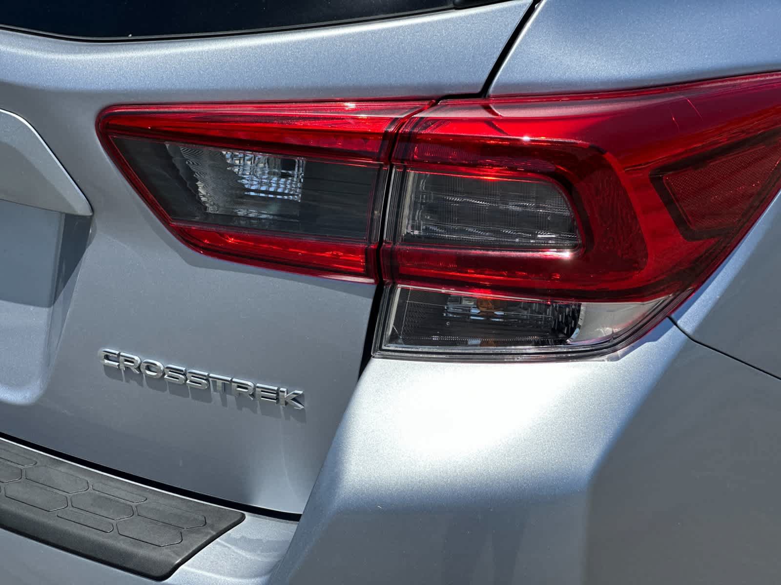 Used 2020 Subaru Crosstrek 2.0i Limited w/ Moonroof Package w/Navigation AWD/4WD image 28