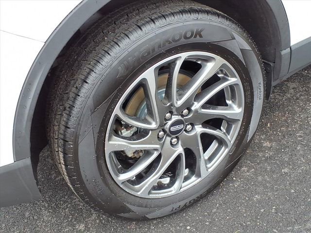 Used 2022 Lincoln Corsair AWD w/ Equipment Group 101A image 7