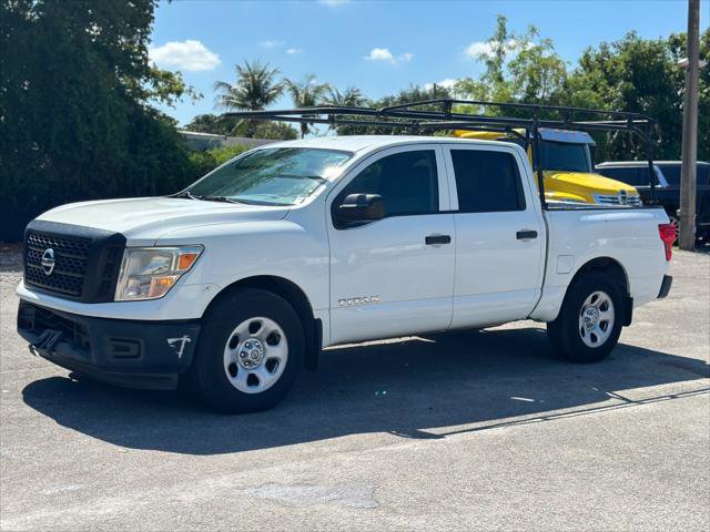 Used 2017 Nissan Titan S RWD image 1