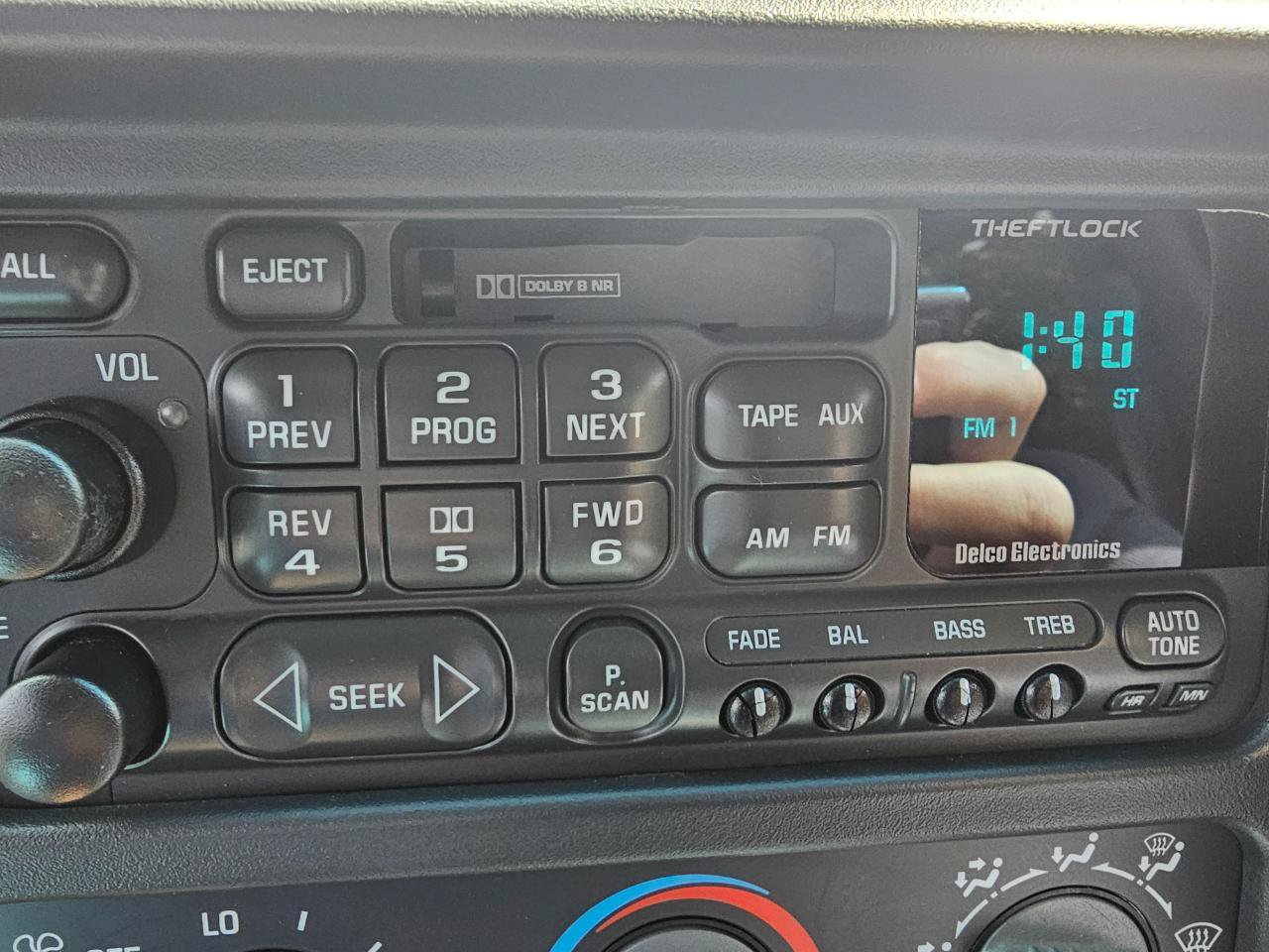 Used 1998 Chevrolet Silverado 1500 4x4 Extended Cab w/ Preferred Equipment Group 2 image 32