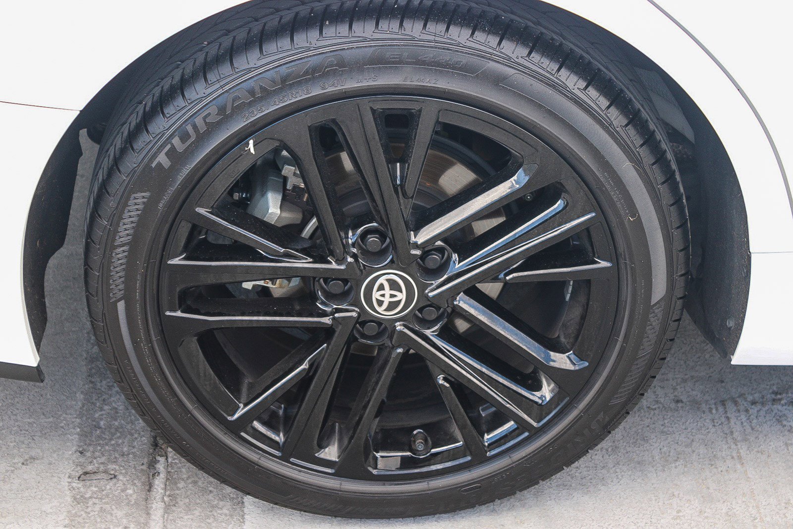 Used 2025 Toyota Camry SE image 12