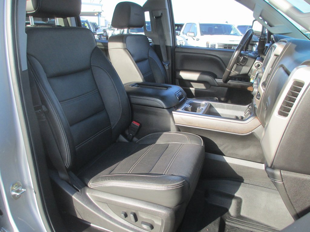 Used 2019 GMC Sierra 2500 Denali w/ Duramax Plus Package image 22