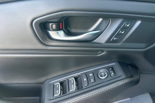 Used 2024 Honda Accord Sport image 12