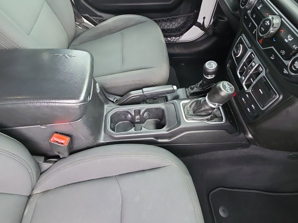 Used 2018 Jeep Wrangler Unlimited Sport S image 45