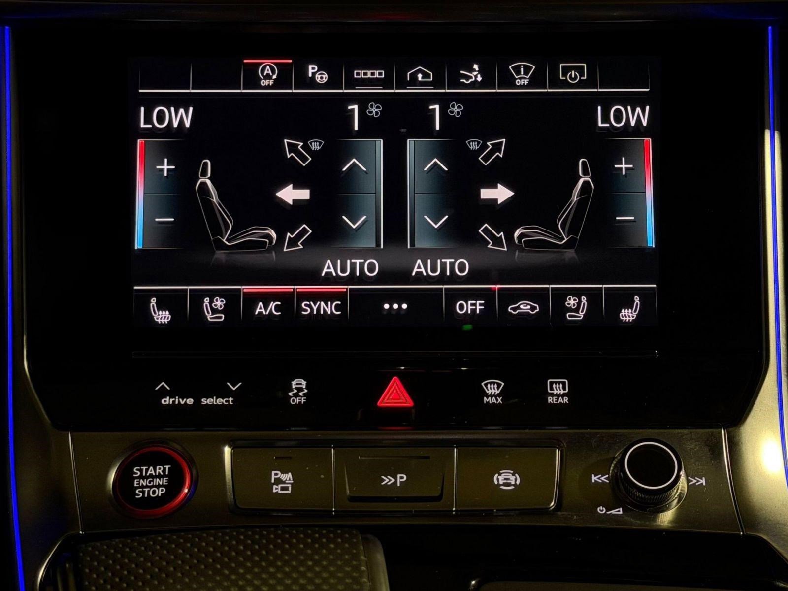 Used 2024 Audi RS 7 Performance AWD/4WD image 25