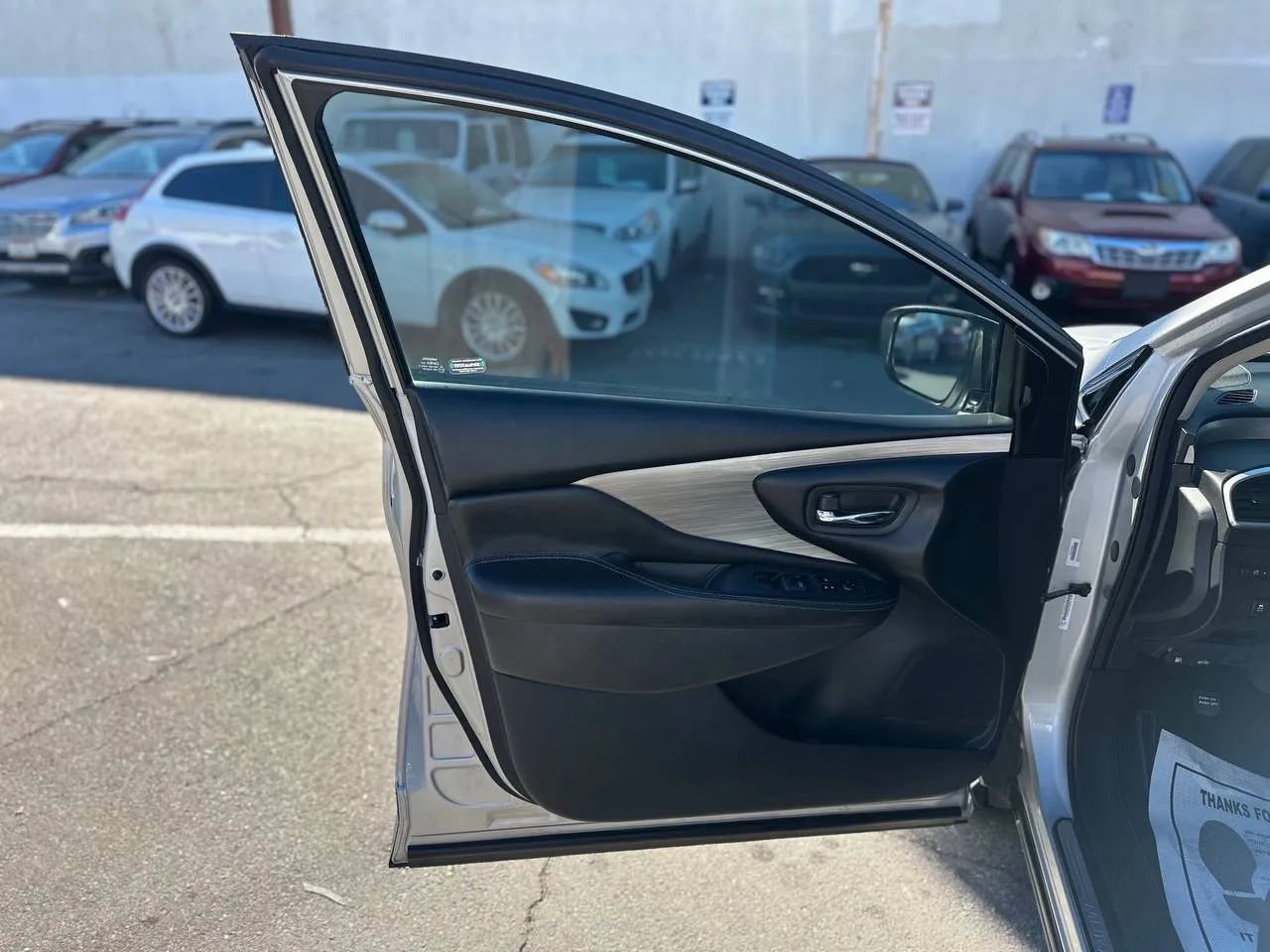 Used 2018 Nissan Murano SV image 27