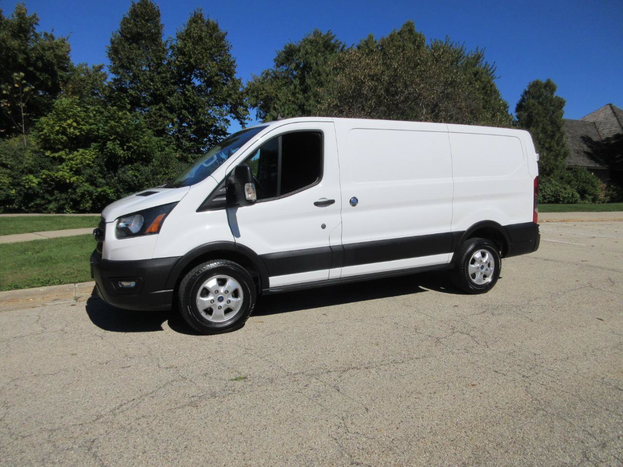 Used 2020 Ford Transit 250 Low Roof RWD image 2