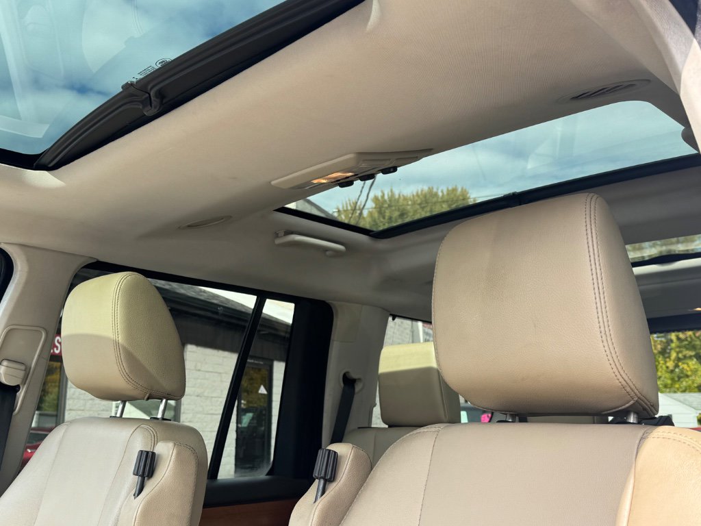 Used 2013 Land Rover LR4 HSE AWD/4WD image 25