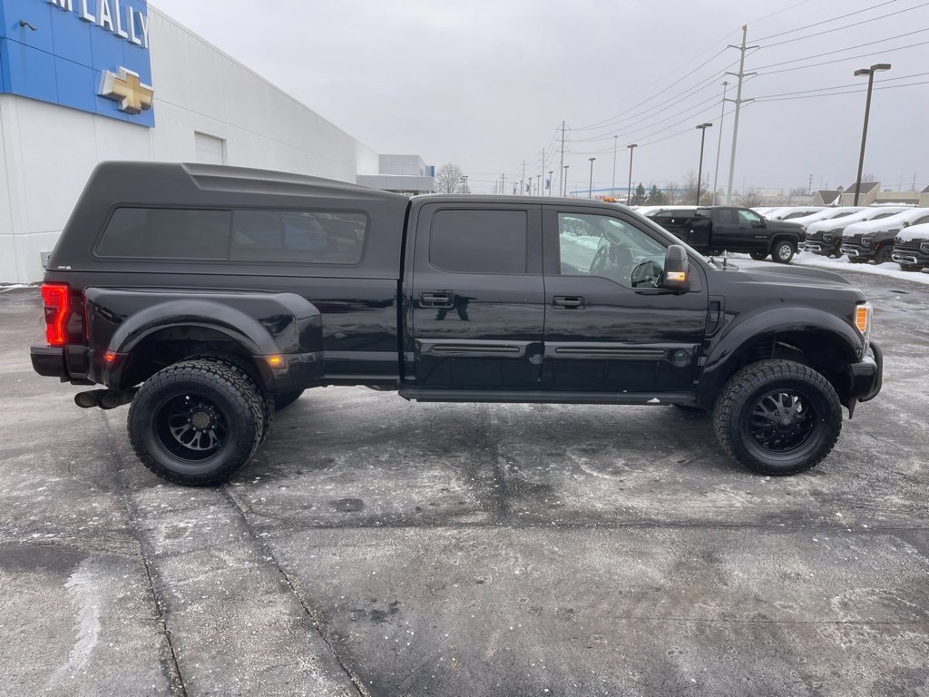 Used 2017 Ford F350 Lariat w/ Lariat Ultimate Package image 8