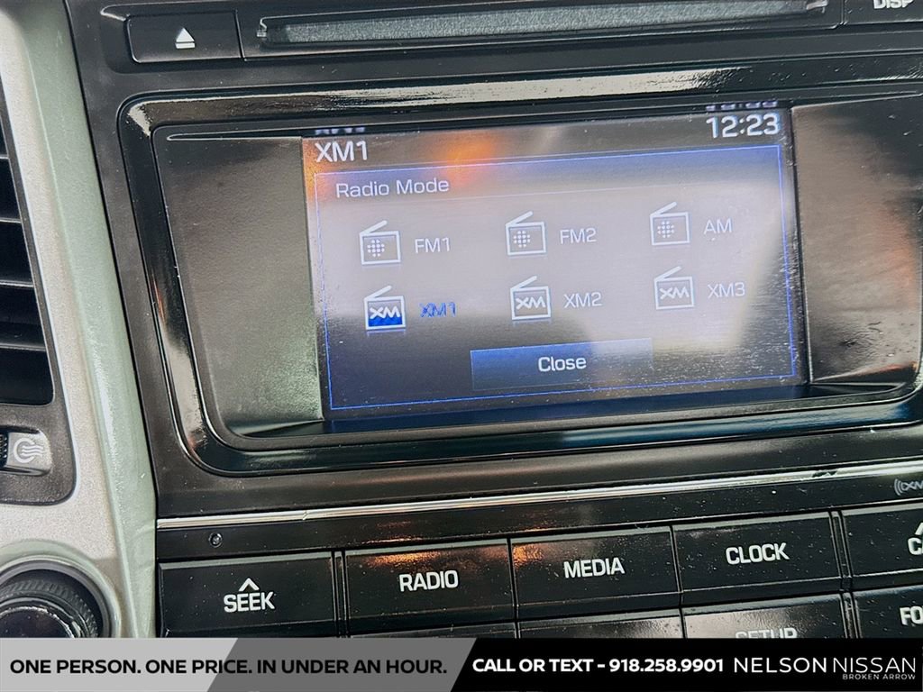 Used 2017 Hyundai Tucson SE AWD/4WD image 14