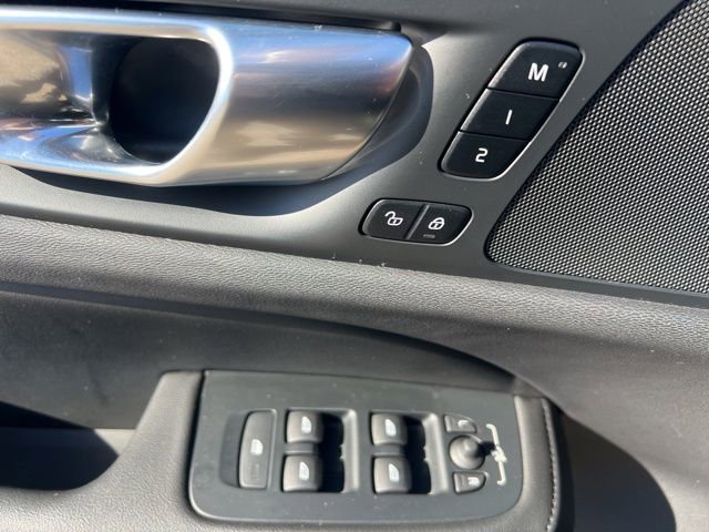 Certified 2025 Volvo S60 B5 Core w/ Climate Package image 27