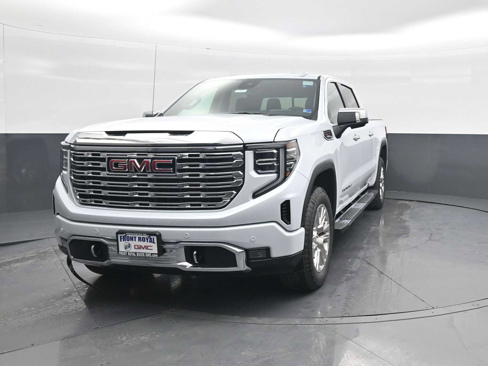 New 2026 GMC Sierra 1500 Denali w/ Technology Package AWD/4WD image 3