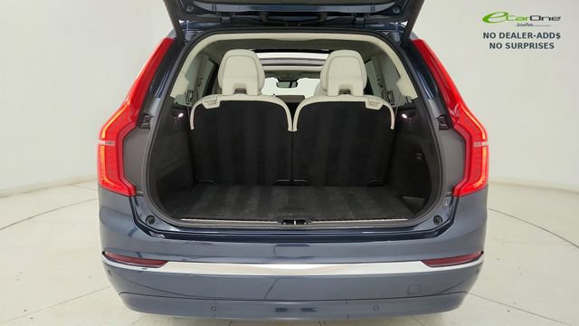 Used 2024 Volvo XC90 B5 Core AWD/4WD image 29