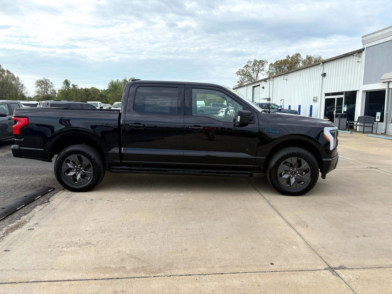 New 2025 Ford F150 Lightning Flash w/ Max Trailer Tow Package image 2
