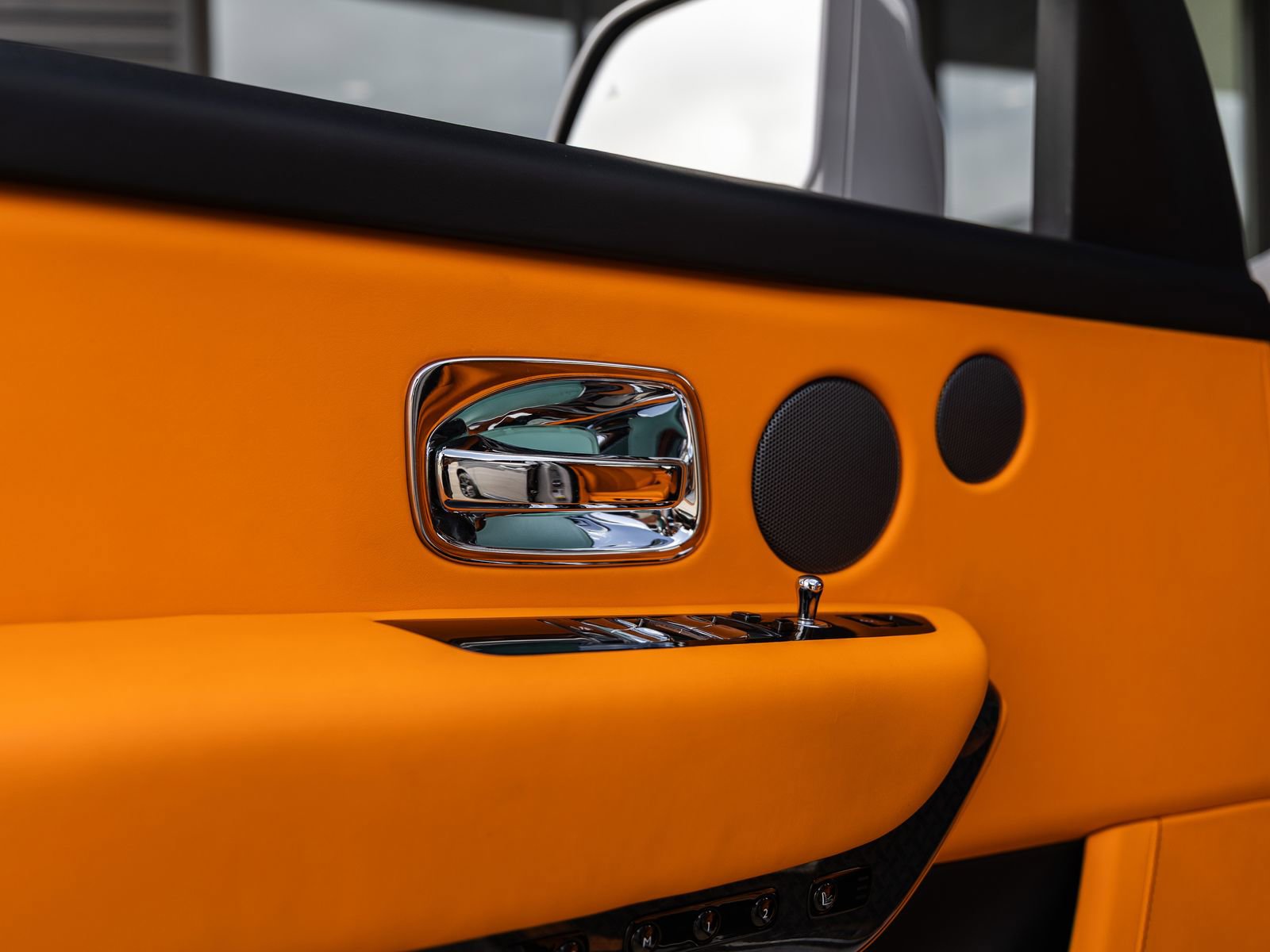 Certified 2023 Rolls-Royce Cullinan Black Badge image 25