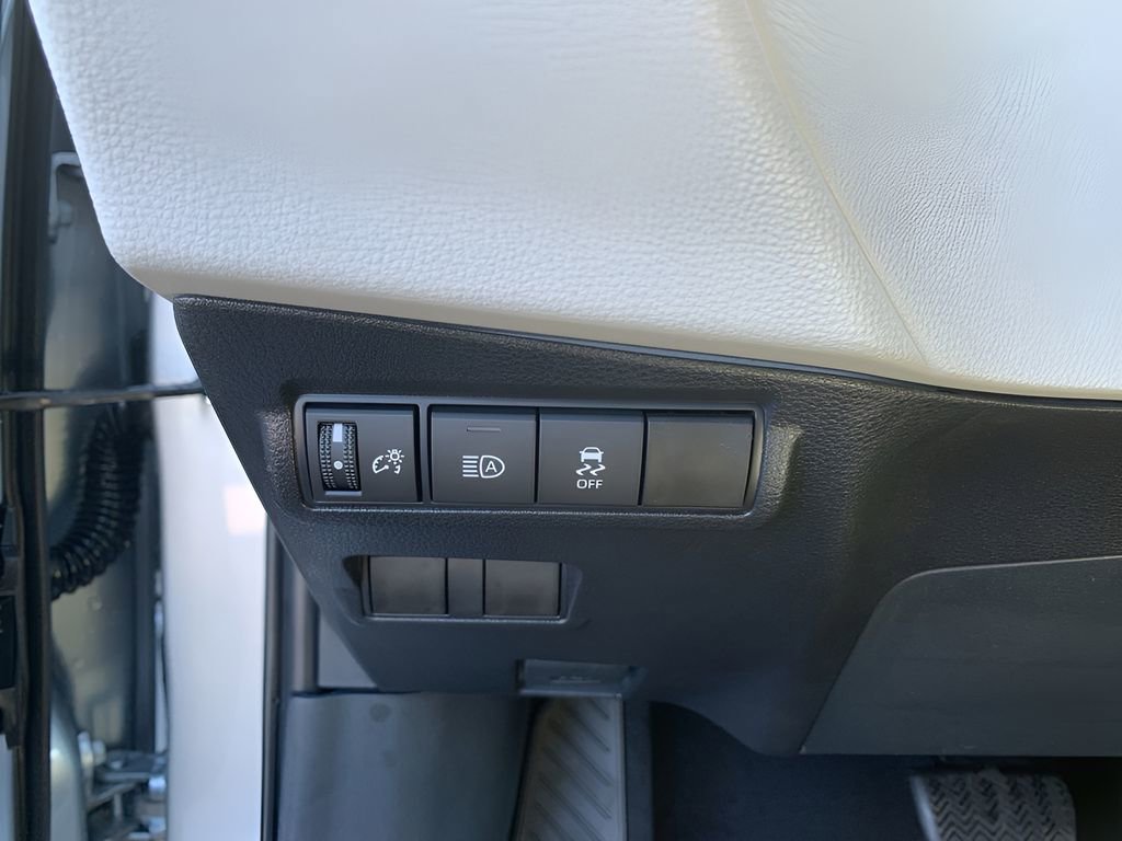 New 2026 Toyota Corolla Cross LE image 28