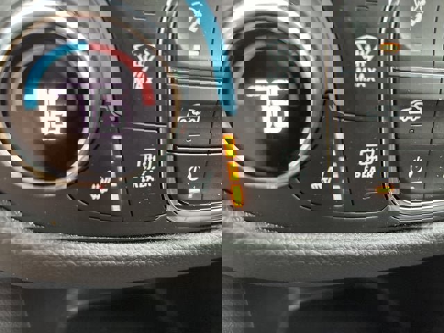 Used 2023 Chevrolet Equinox LT image 31