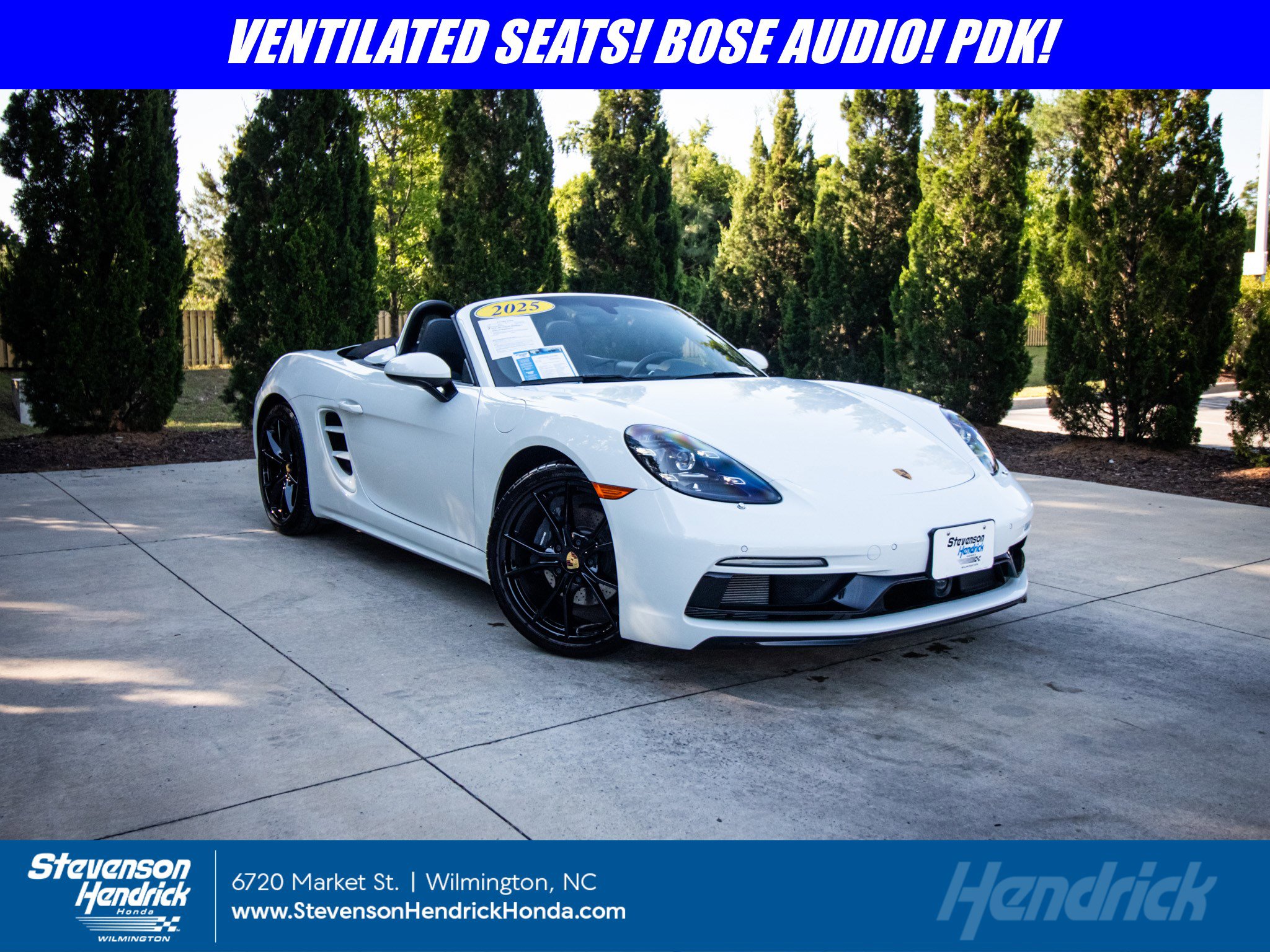 Used 2025 Porsche 718 Boxster RWD image 1