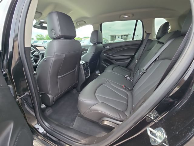 Used 2020 Buick Envision Essence AWD/4WD image 21
