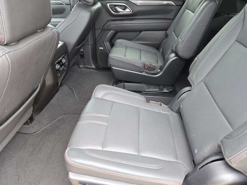 Used 2023 Chevrolet Suburban RST w/ Luxury Package AWD/4WD image 25
