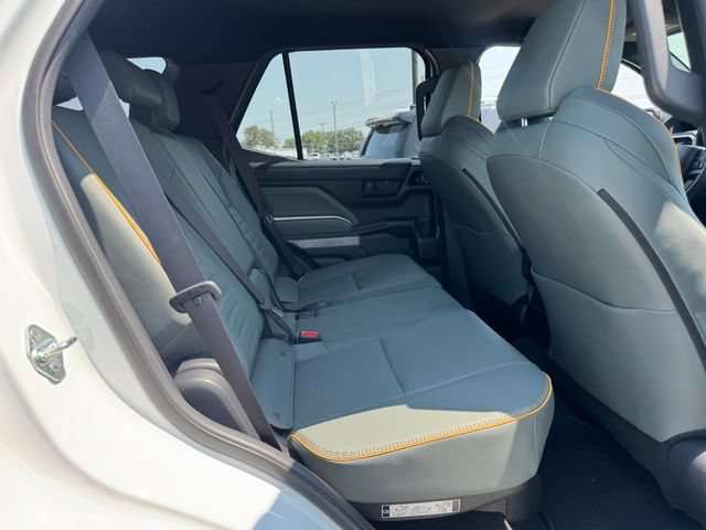 Used 2025 Toyota 4Runner Trailhunter AWD/4WD image 14
