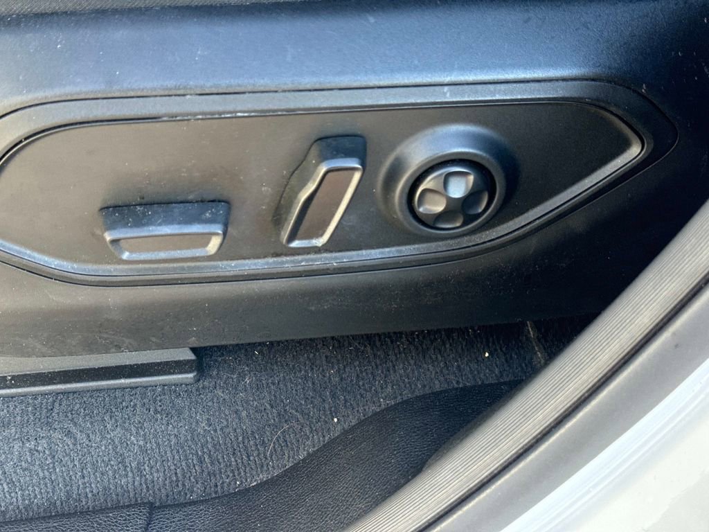 Used 2023 Jeep Grand Cherokee L Overland image 20