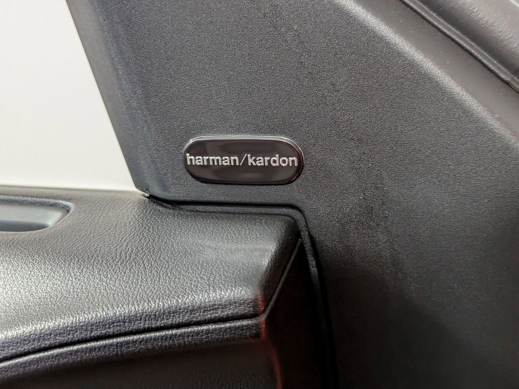 Used 2022 Dodge Charger SRT Hellcat w/ Harman/Kardon Audio Group image 19