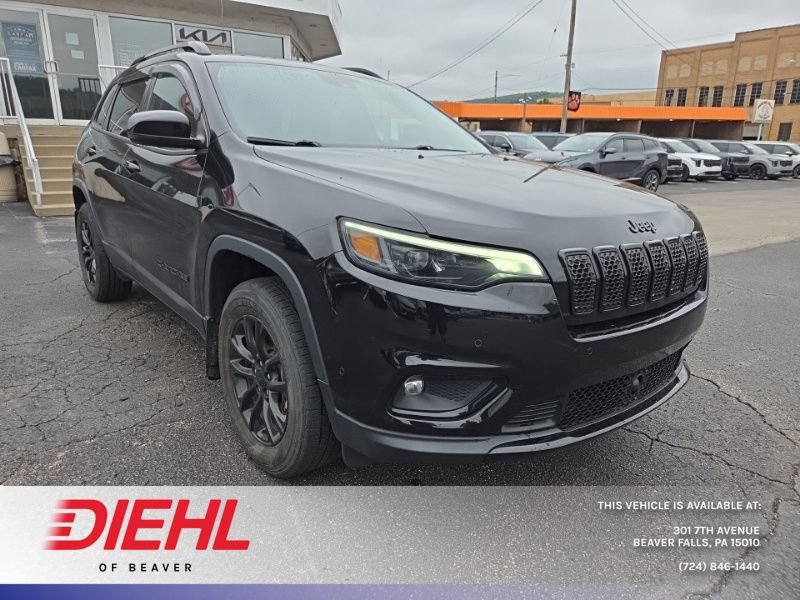 Used 2023 Jeep Cherokee Altitude Lux AWD/4WD video 1