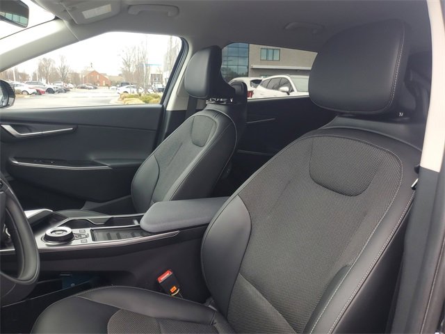 Certified 2022 Kia EV6 Light image 13