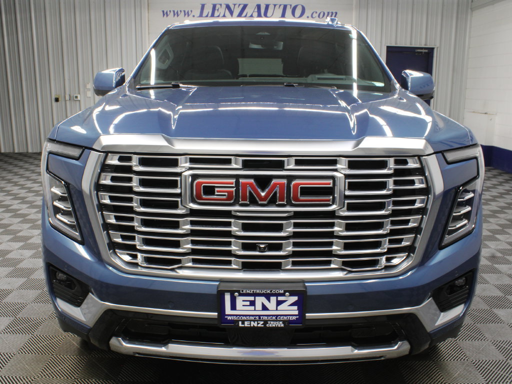 Used 2026 GMC Yukon Denali w/ Sun & Power Step Package AWD/4WD image 54