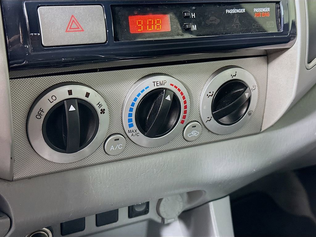 Used 2011 Toyota Tacoma 4x4 Double Cab w/ TRD Sport Pkg image 16