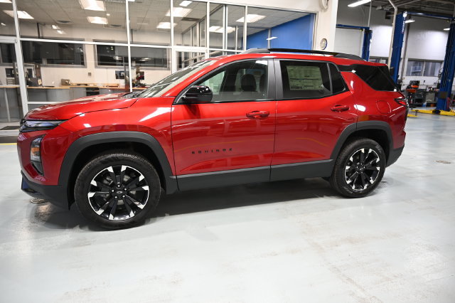 New 2027 Chevrolet Equinox RS w/ Convenience Package III FWD image 7