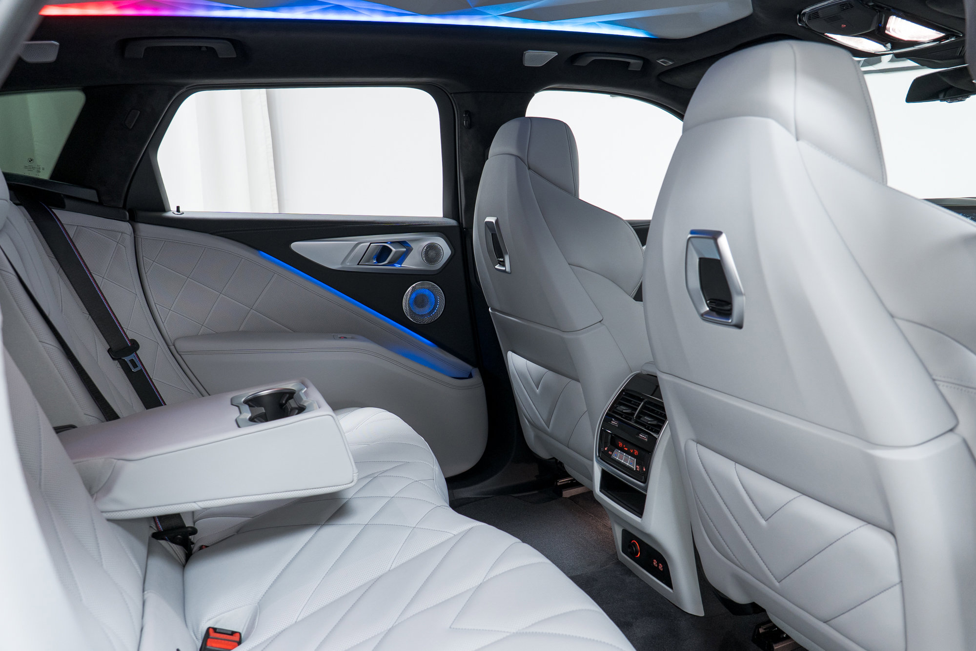 New 2026 BMW XM Label Red image 31