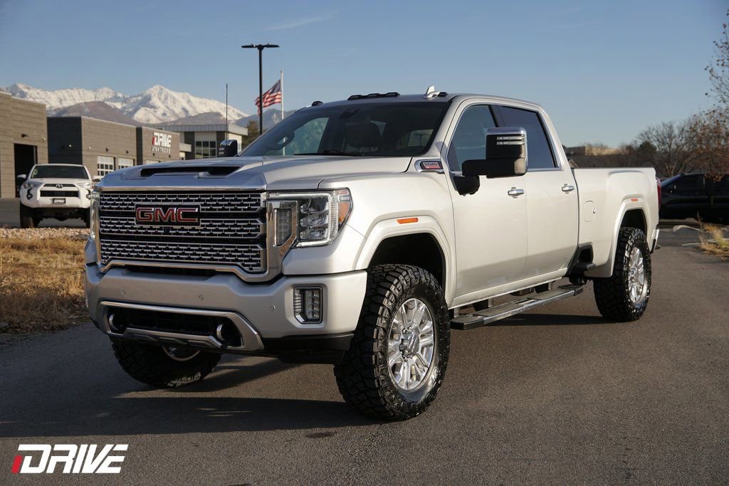 Used 2022 GMC Sierra 3500 Denali image 6