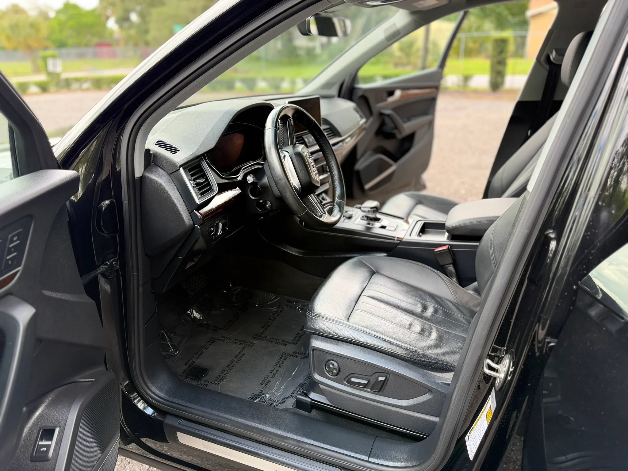 Used 2018 Audi Q5 2.0T Premium Plus w/ Premium Plus Package AWD/4WD image 7